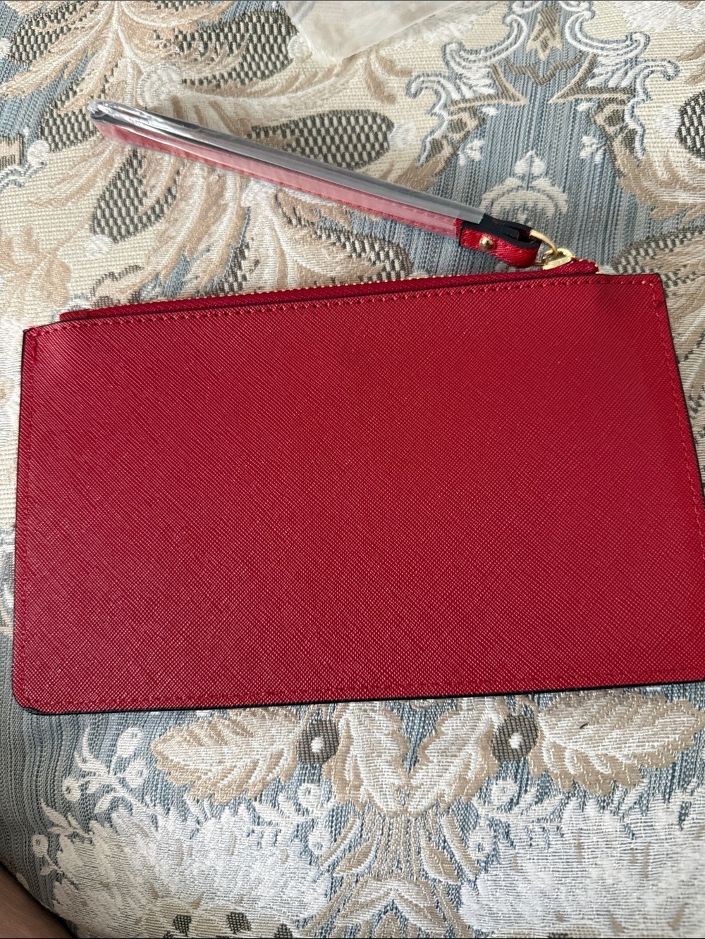 Kate Spade New York Wine Saffiano Leather Wristlet P04784 MSRP $88 - Picture 3 of 5
